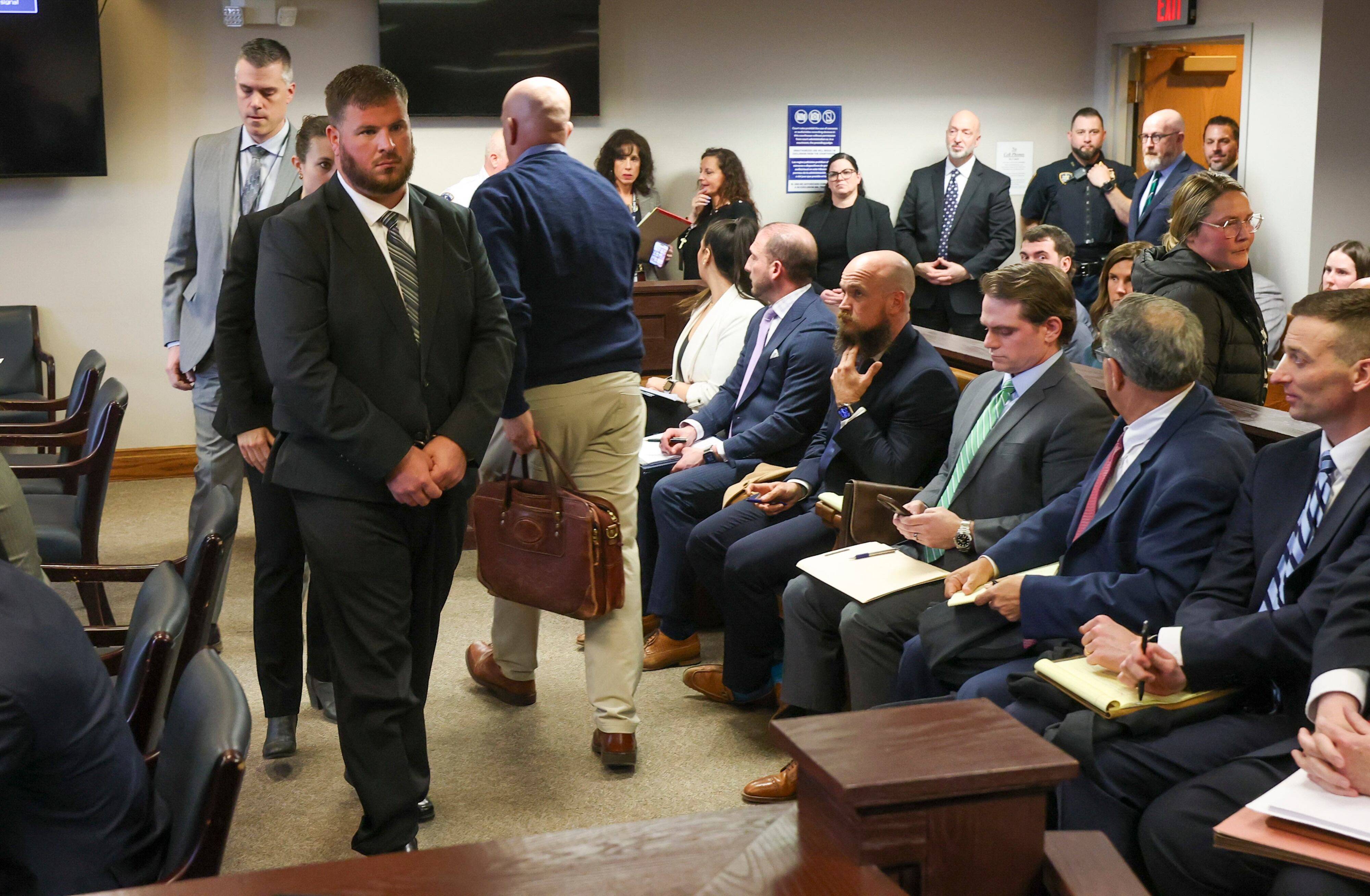 Two former New York prison guards plead guilty in fatal beating and ...