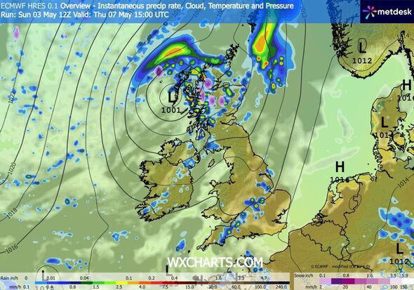 UK weather maps show 4 snow bombs hitting UK in days as temperatures plunge