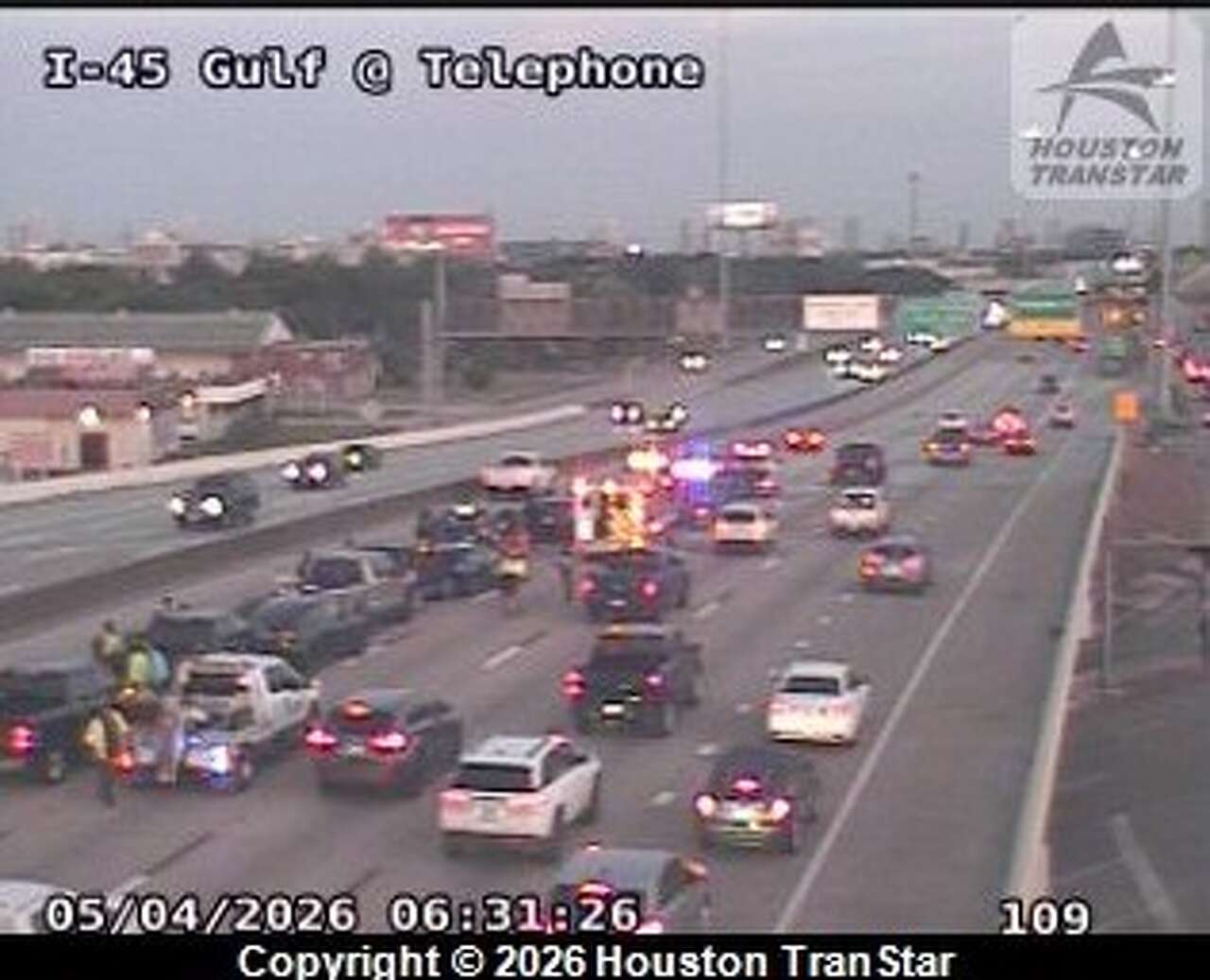 9-car crash cleared on I-45 Gulf Freeway heading into Houston