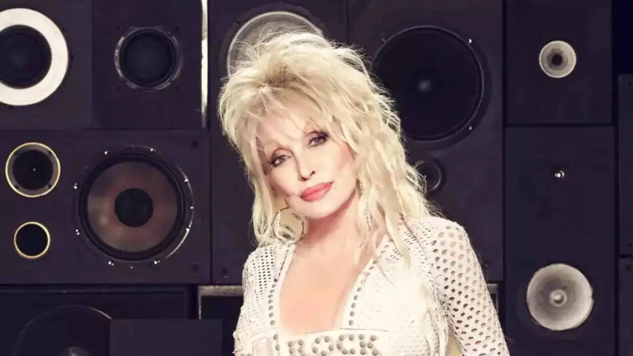 Dolly Parton health update: Singer cancels Las Vegas residency due to ...