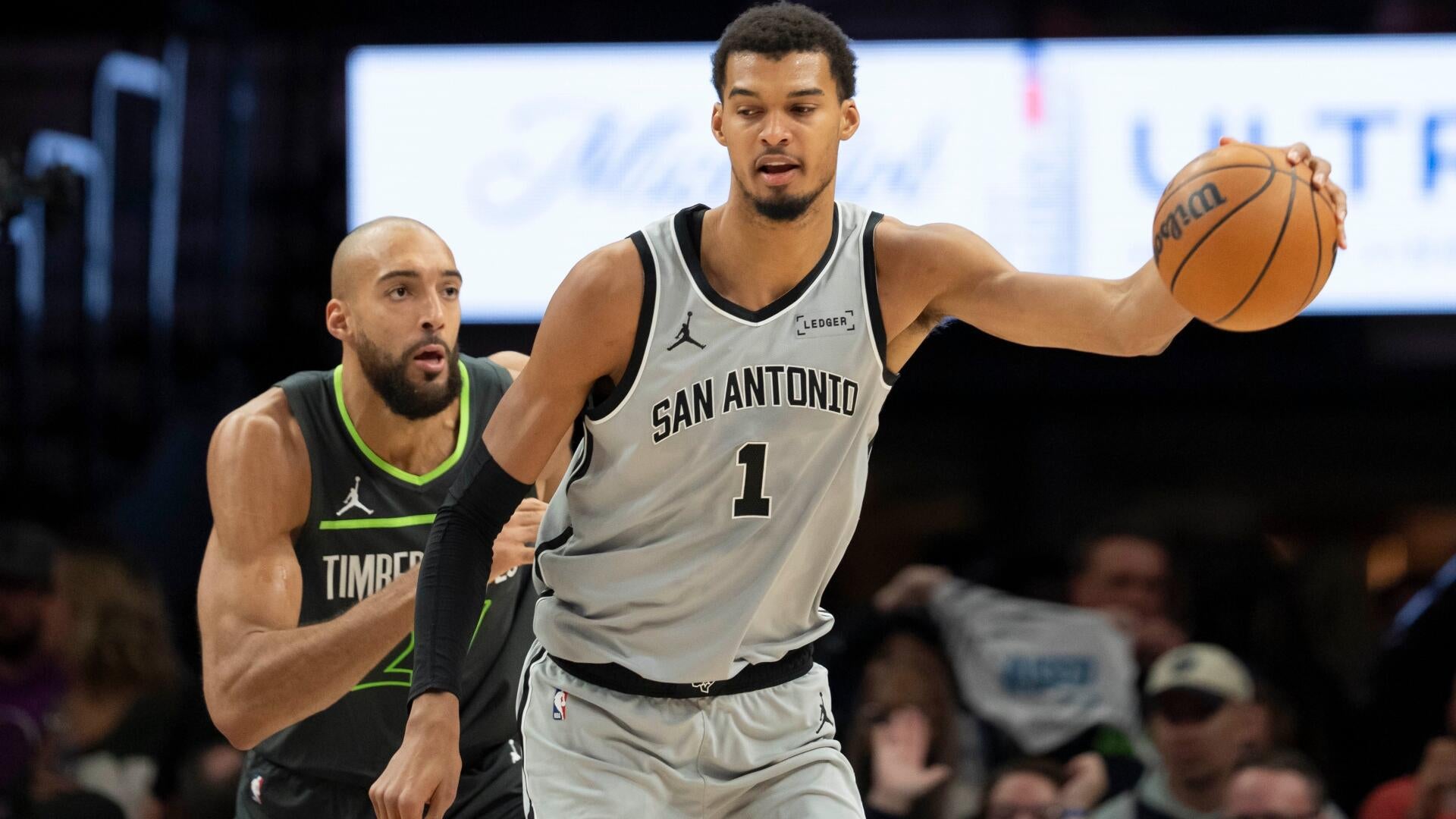 2026 NBA playoffs betting: Model leans heavily on one team in ...