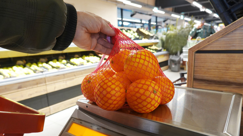 Why you should always weigh prepackaged produce