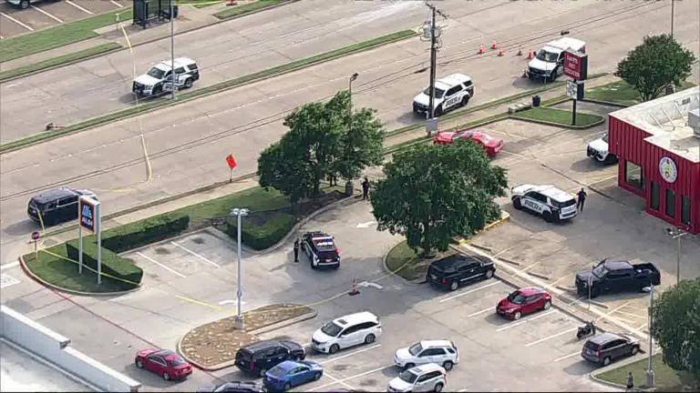 Richardson police shoot armed robbery suspect on Belt Line Road