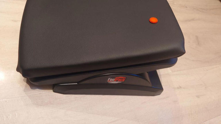 ThinkPad's red nub repurposed as an affordable accessibility controller ...