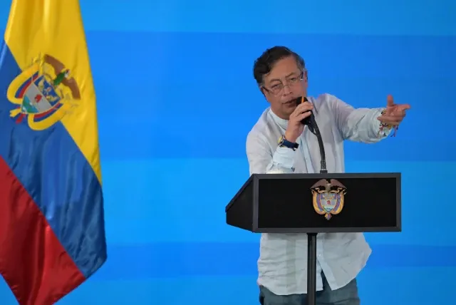 Sigue la disputa: Petro pide al Consejo de Estado no permitir 'un saqueo' de los ahorros pensionales.