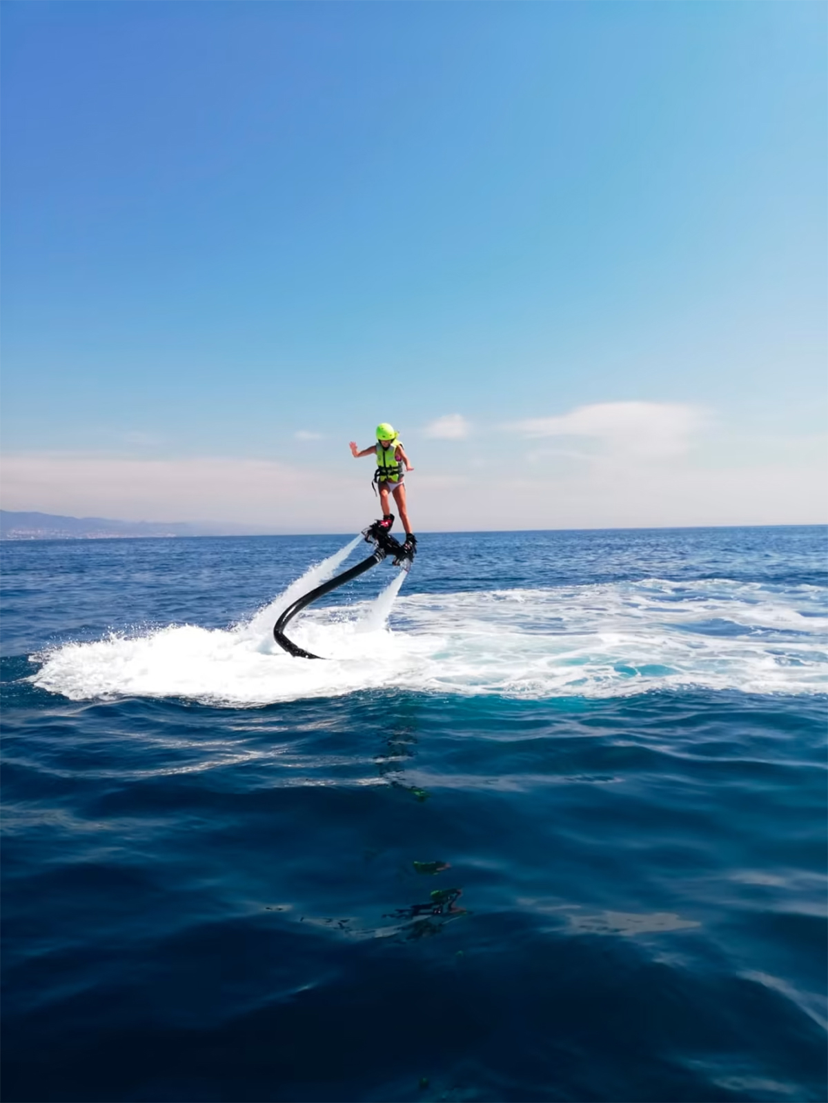 Chuẩn bị thế nào khi chơi trò mạo hiểm flyboard