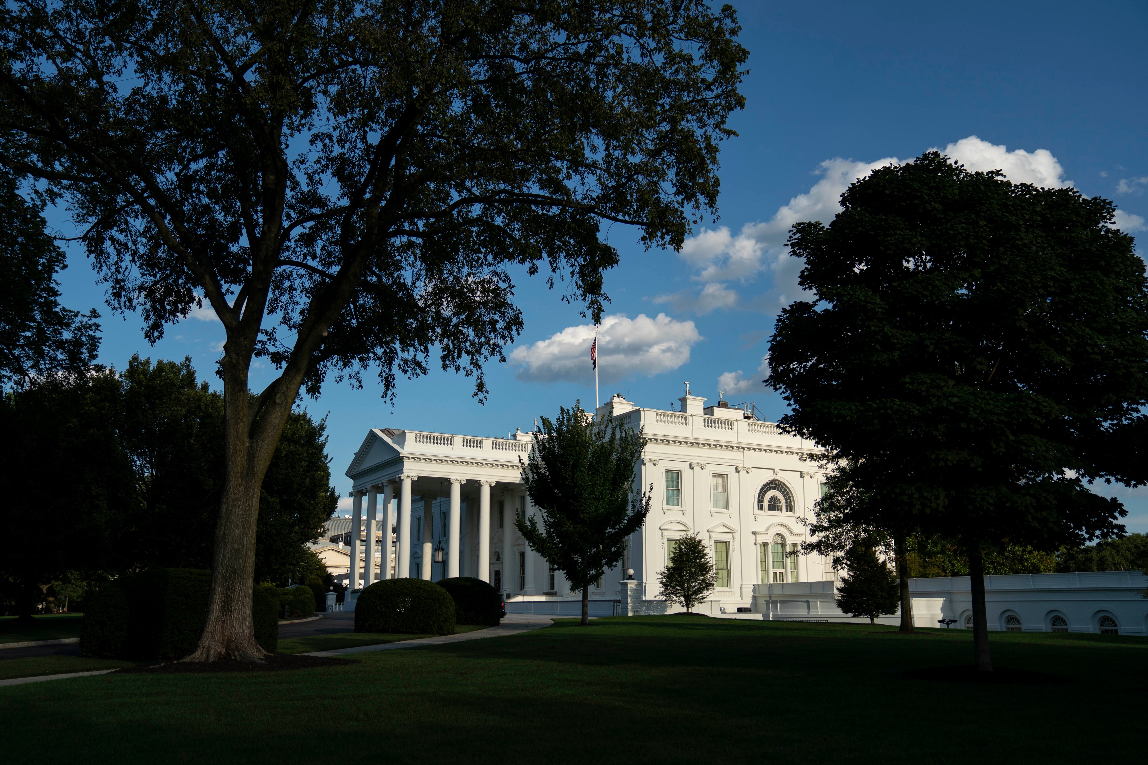 Gunfire between Secret Service and armed person briefly locks down White House
