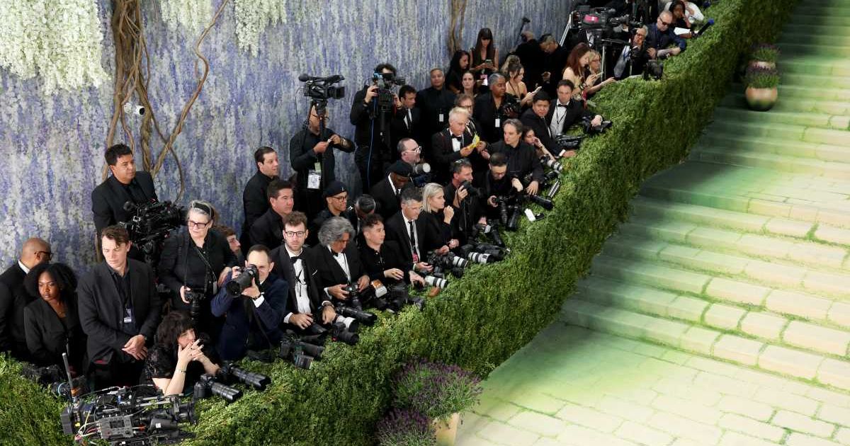 Met Gala 2026: Chaos on red carpet as security tackles protester after ...