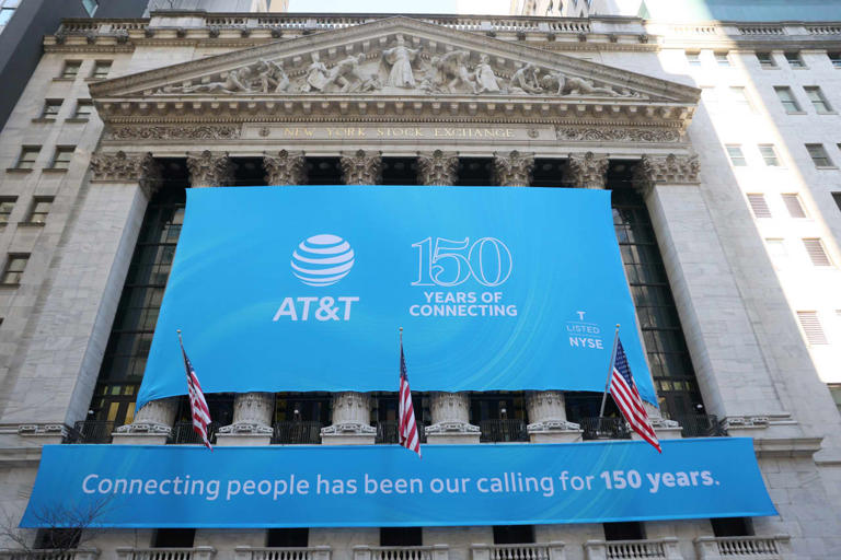 Why AT&T stock is (still) a top pick for JP Morgan