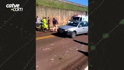 Caminhão tomba e deixa BR-277 parcialmente interditada em Matelândia