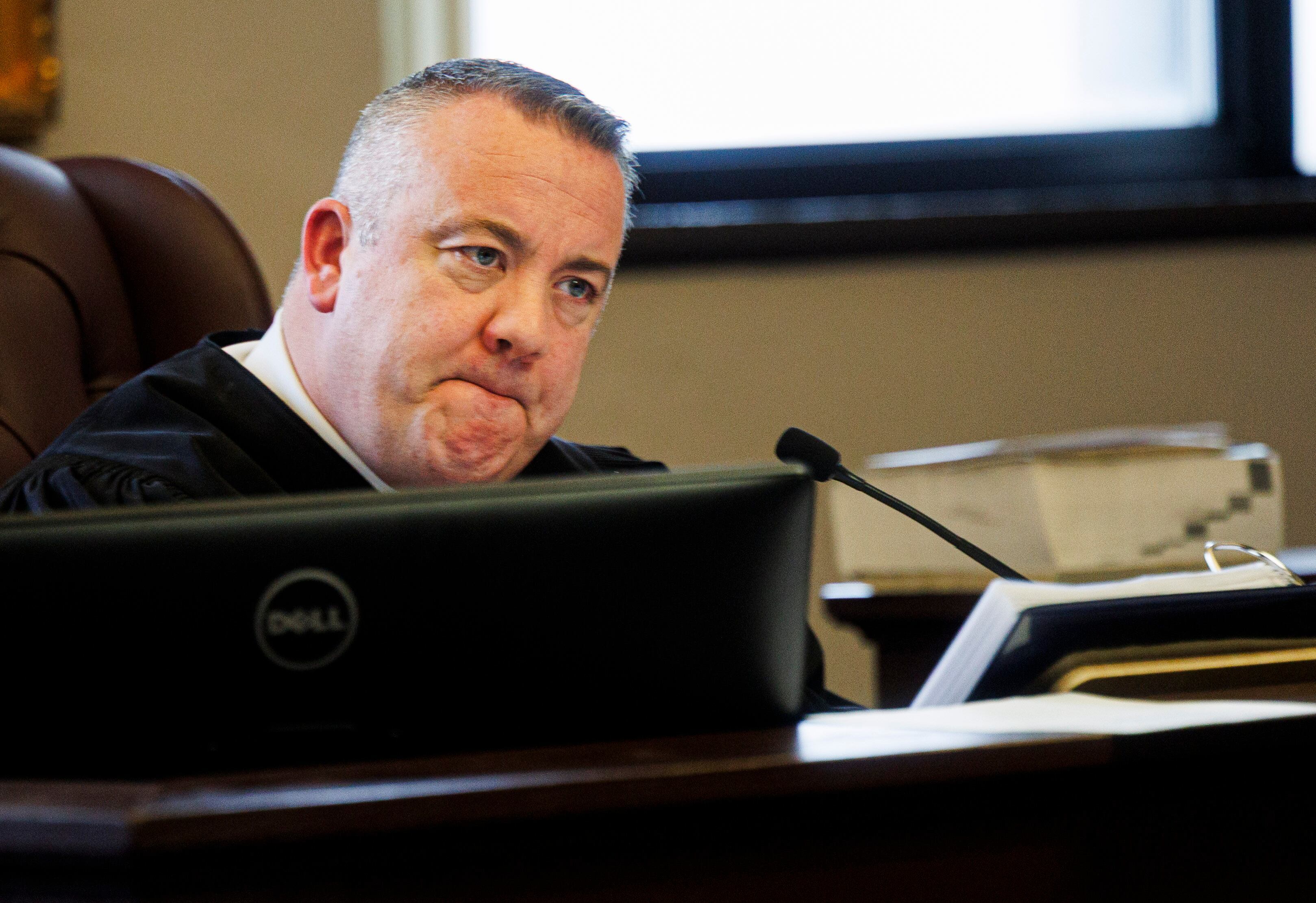 Two former New York prison guards plead guilty in fatal beating and ...