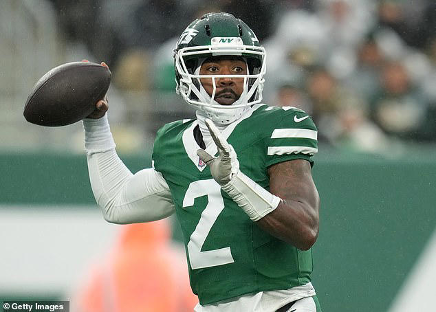 Green Bay Packers sign Super Bowl champion QB and release former back ...