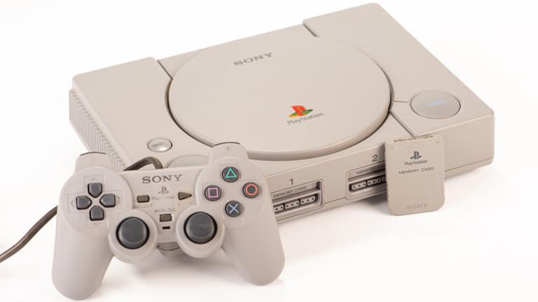 Every Sony PlayStation controller, ranked by impact