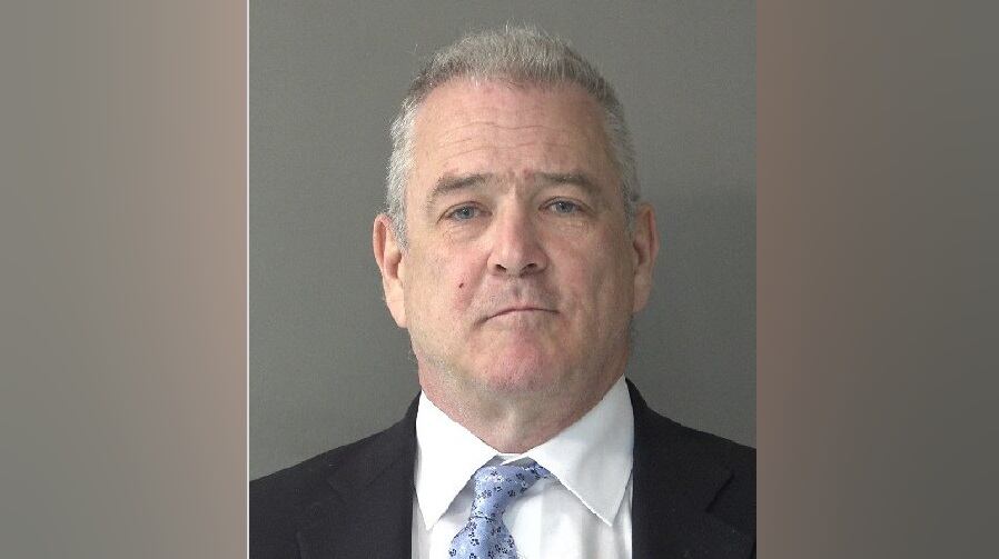 Doctor charged with practicing medicine without license in Warsaw