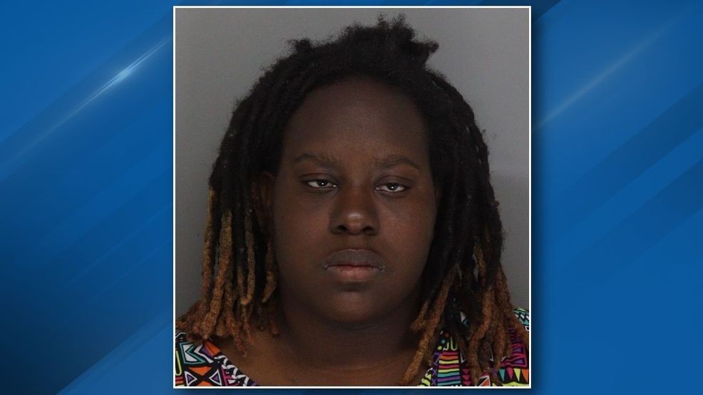 Greater Cincinnati mother accused of leaving young kids home alone