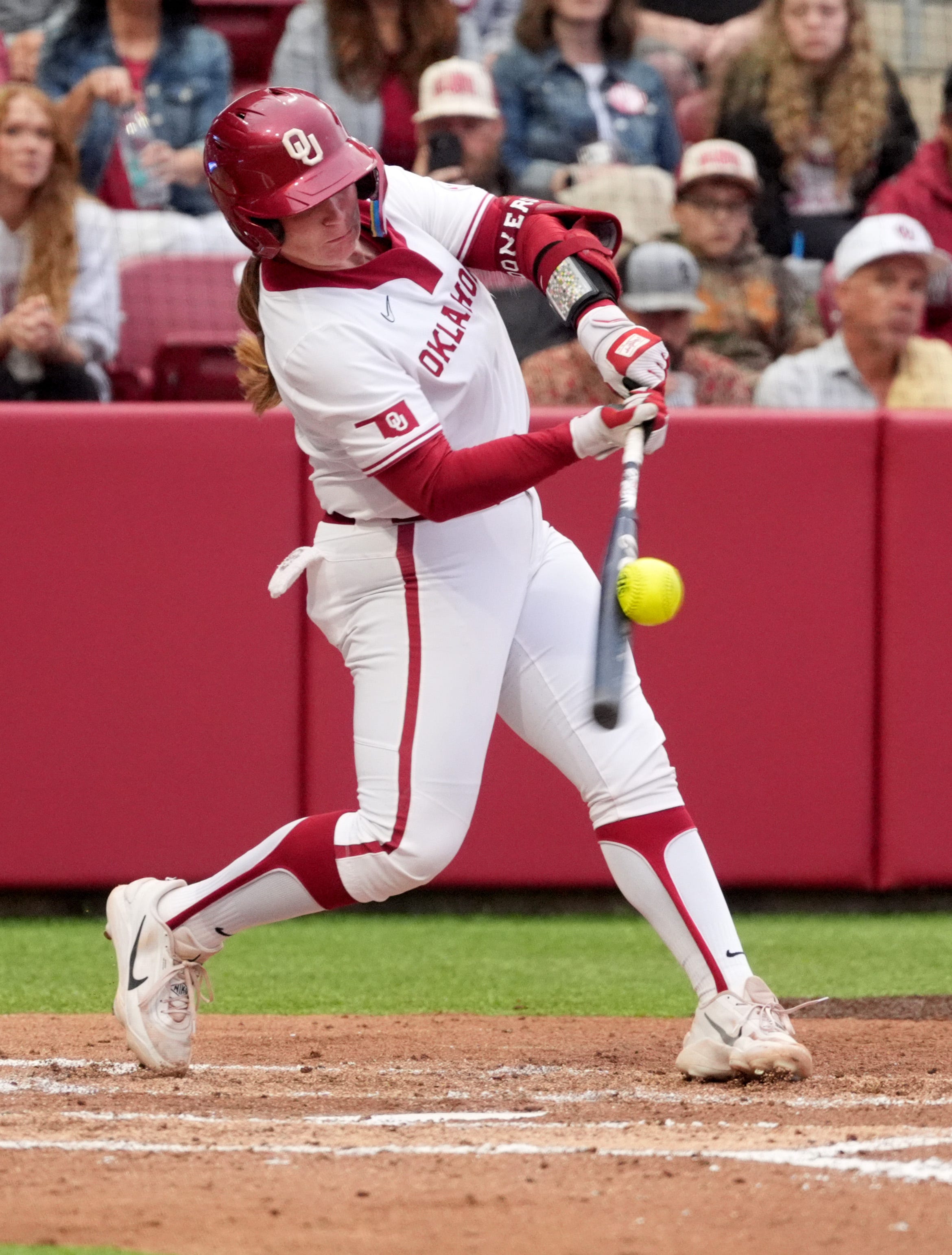 Megan Grant, Kendall Wells bring NCAA softball home run race on road to ...