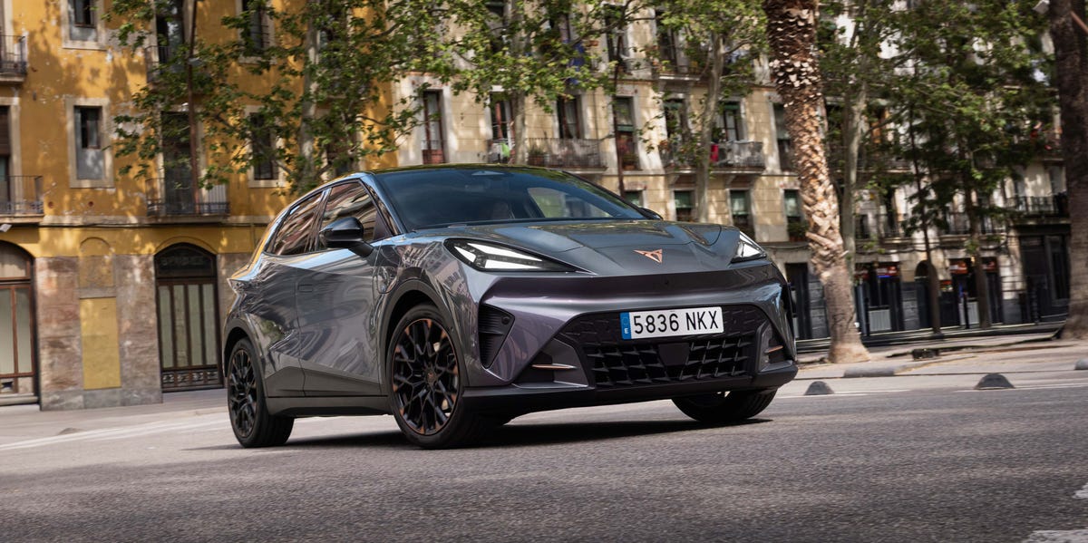 Probamos el Cupra Raval: El eléctrico español de 26.000 euros lo tiene ...