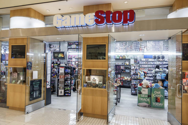 GameStop wants to buy eBay for $56 billion. Wall Street has one big ...