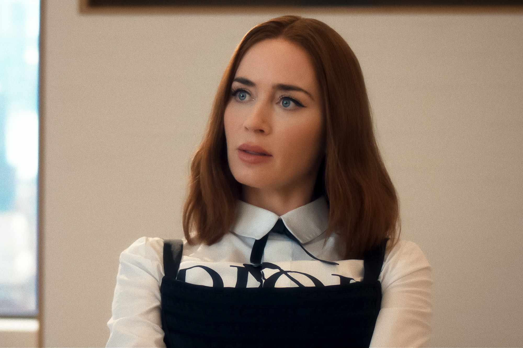 Emily Blunt used this pocket-sized skincare tool in “The Devil Wears ...