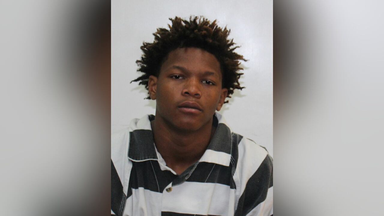 17-year-old accused of making threats on school campus, authorities say