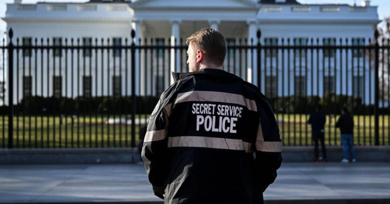 Secret Service opens fire near Washington Monument as press flee White ...