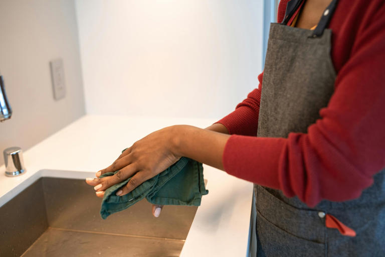 Cleaning mistakes that make a home look dirtier without people realizing