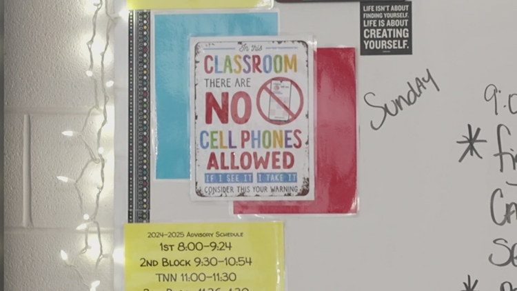 Study shows school phone bans curb distractions but show no immediate ...