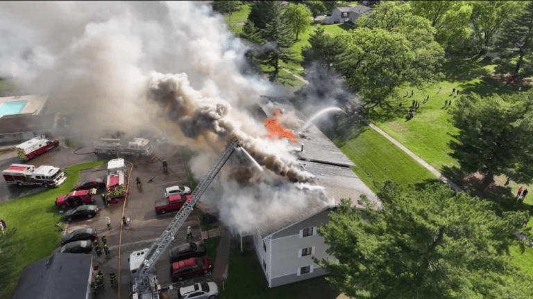 Red Cross opens shelter in response to apartment fire