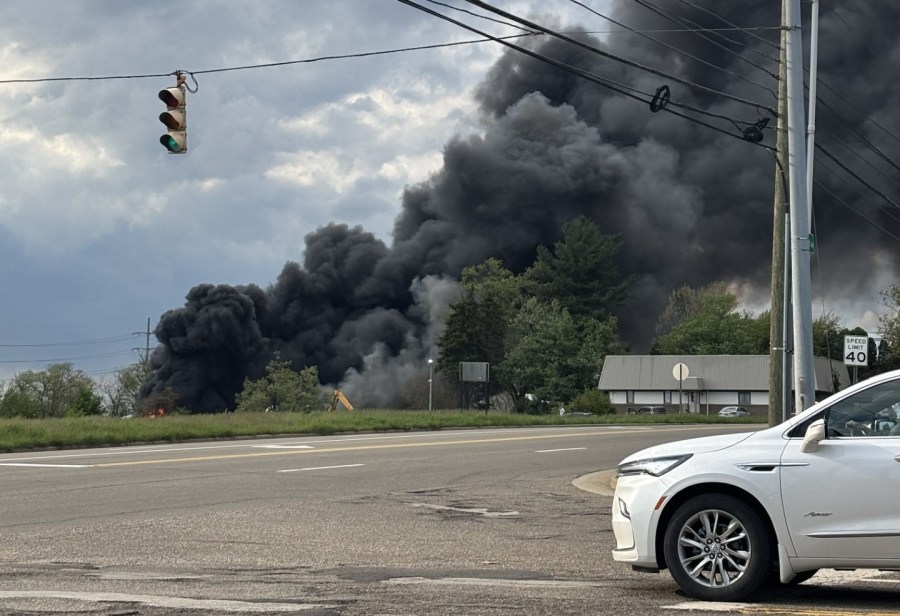 'Black plumes of smoke': Crews respond to fire in Stark County auto shop