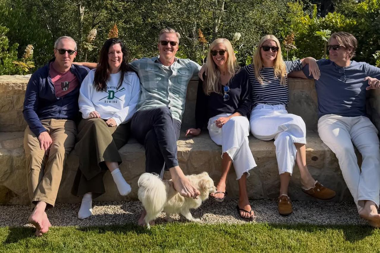 Gwyneth Paltrow posts a photo with her friends on her Instagram