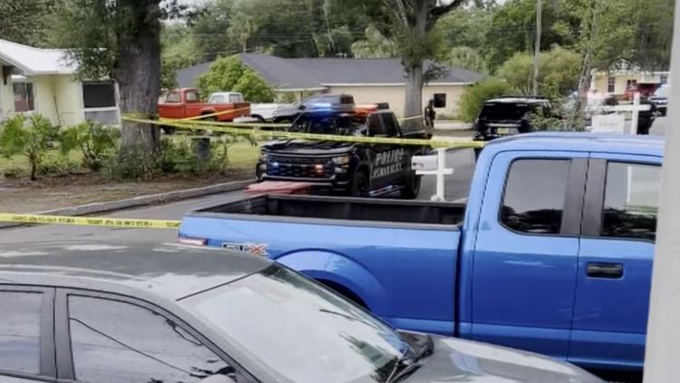 Police continue search for suspect after 4 family members shot, killed ...
