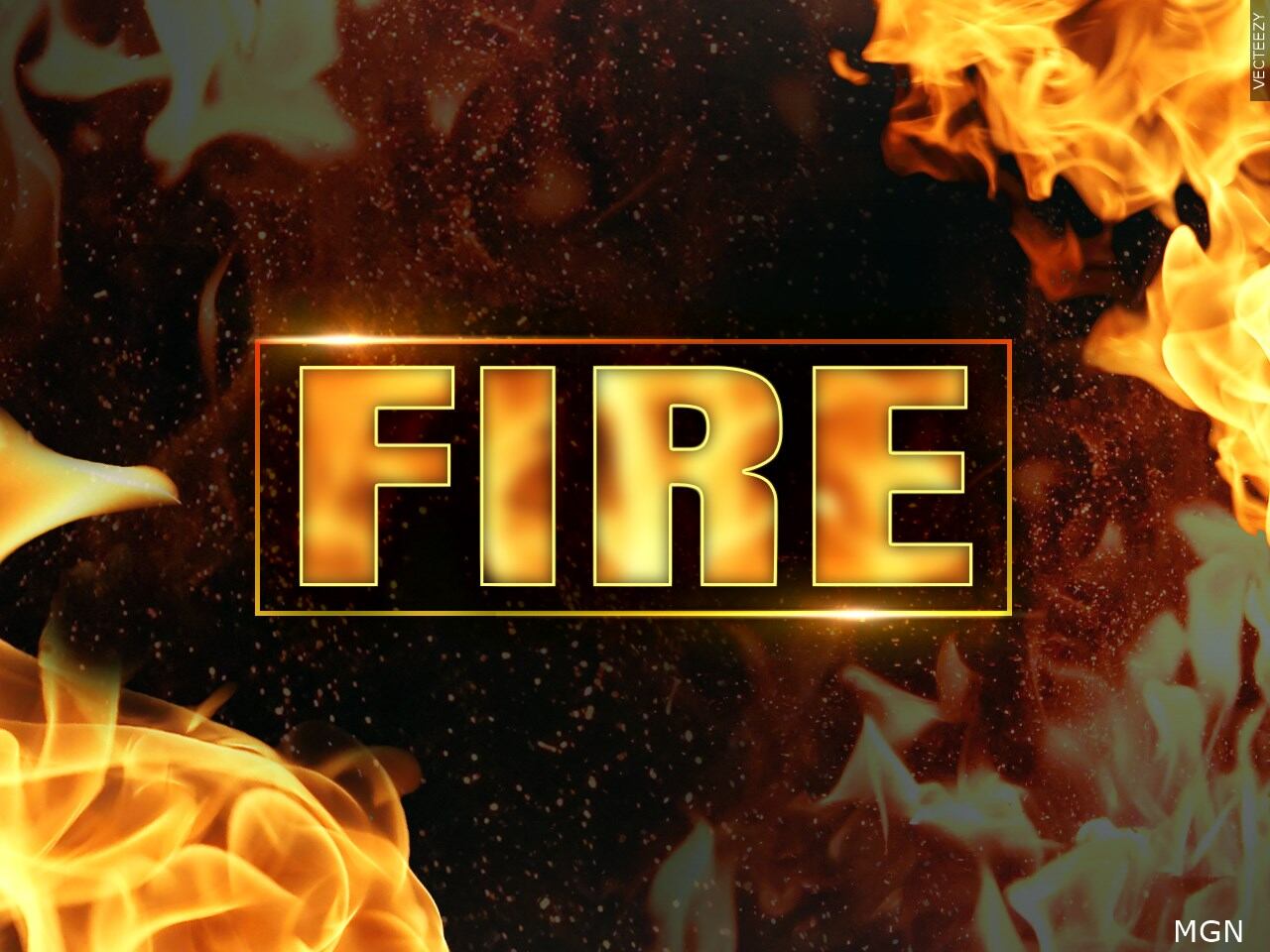 Fire displaces more than 70 residents at Des Moines apartment complex