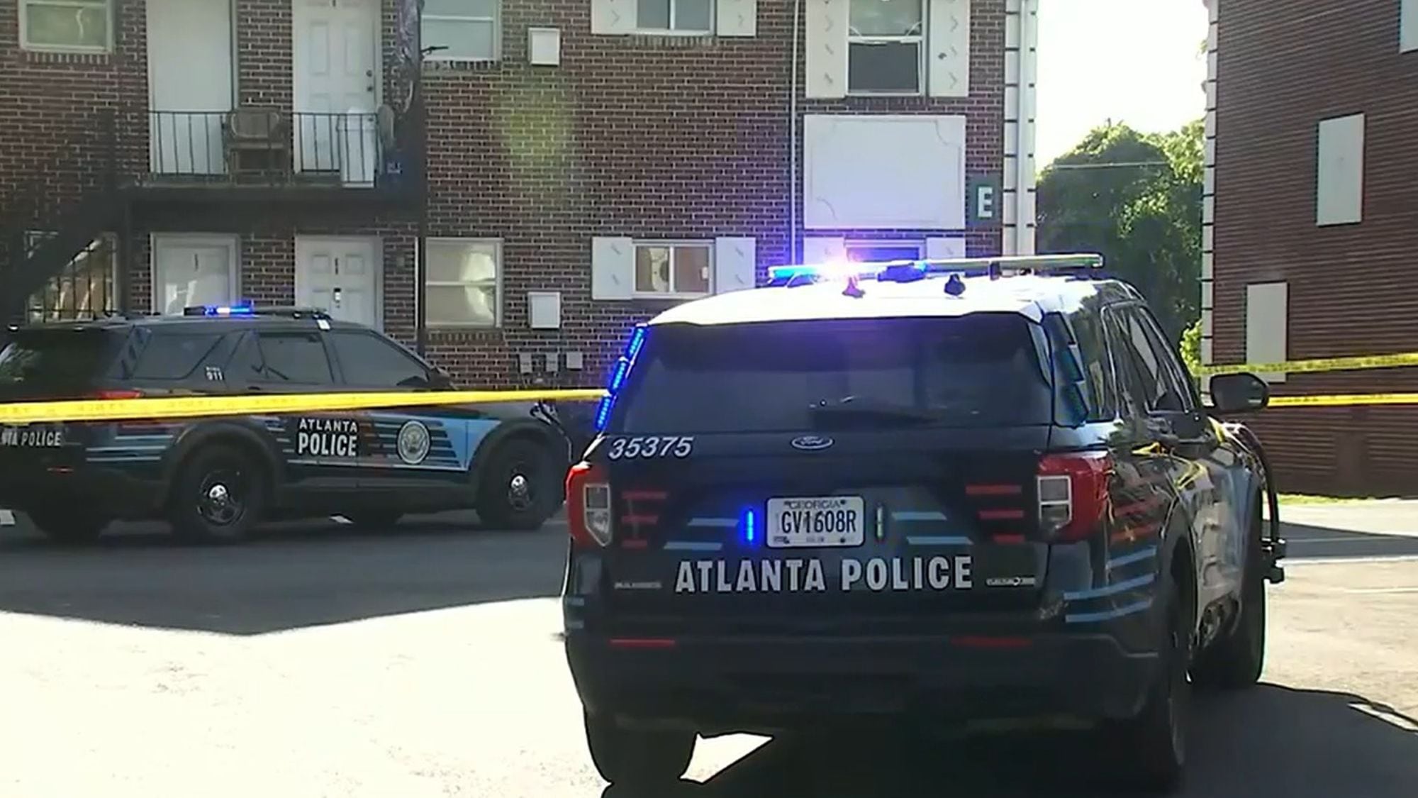 Man shot at northwest Atlanta apartments, police say