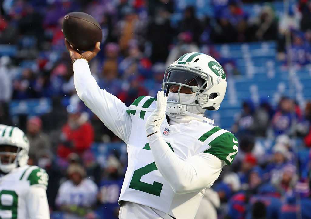Packers sign backup quarterback