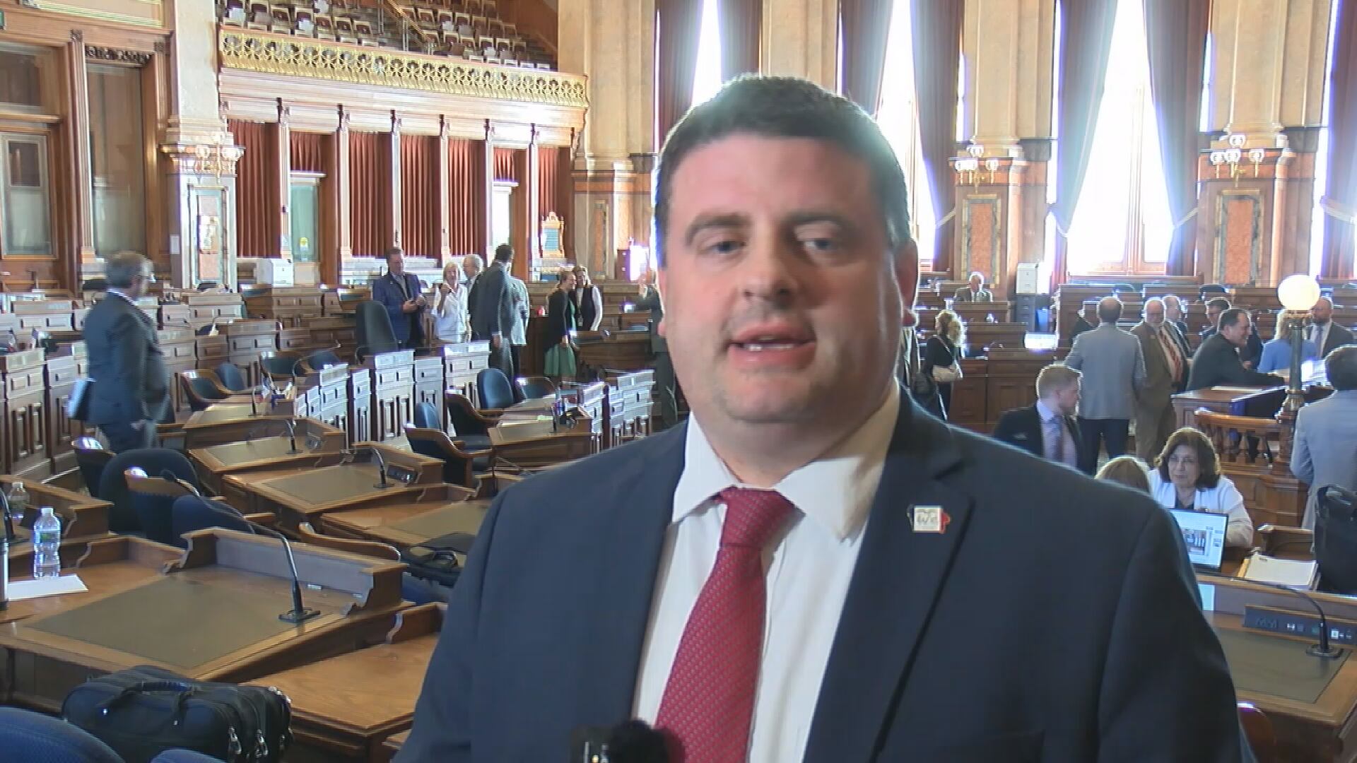 Why Iowa lawmakers worked nearly 34 hours straight