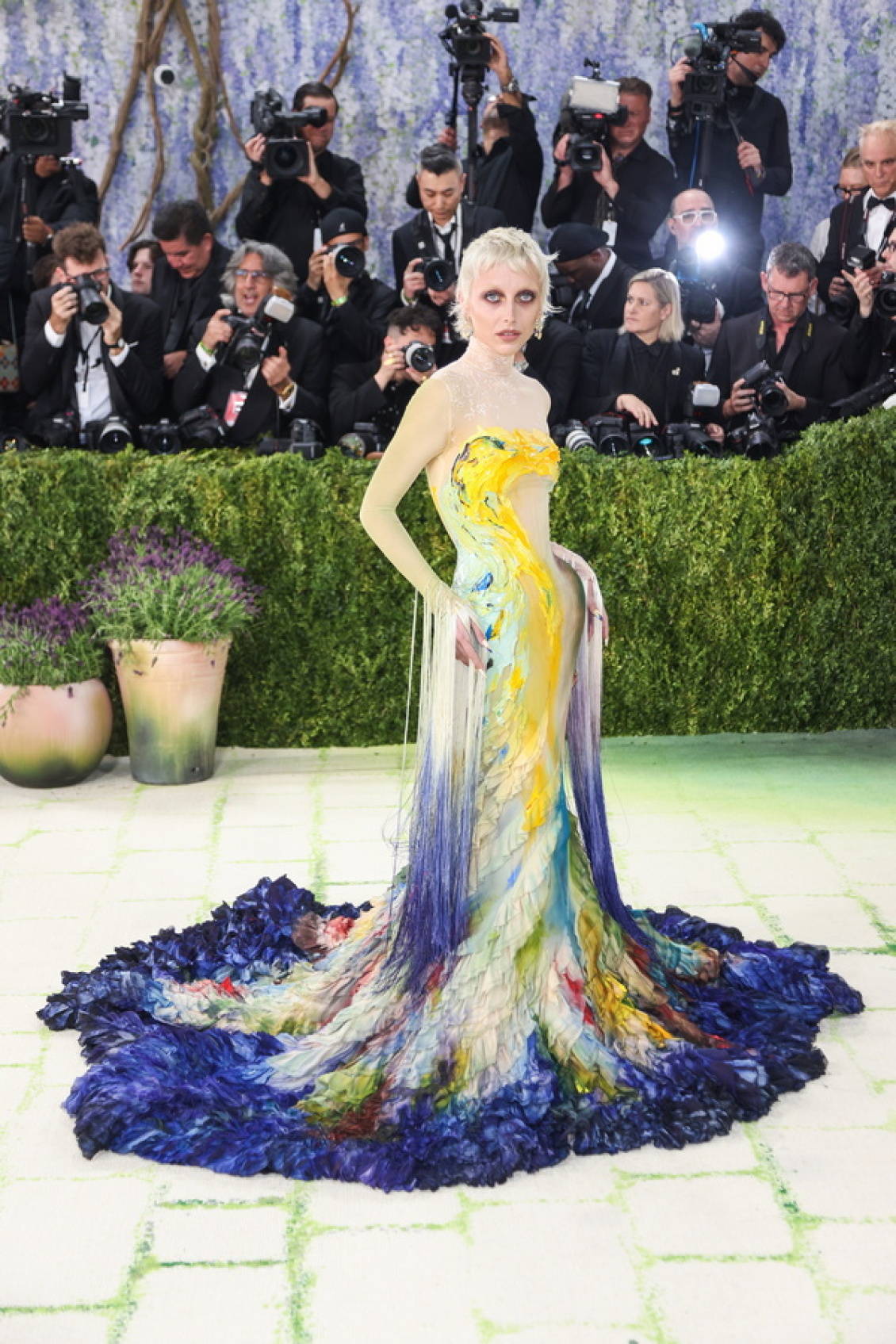 emma-chamberlain-met-gala