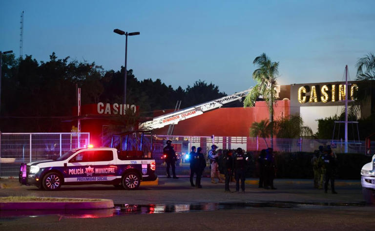 Fiscalía de Sinaloa investiga incendio en casino Tropicana de Culiacán;  evalúan si fue provocado