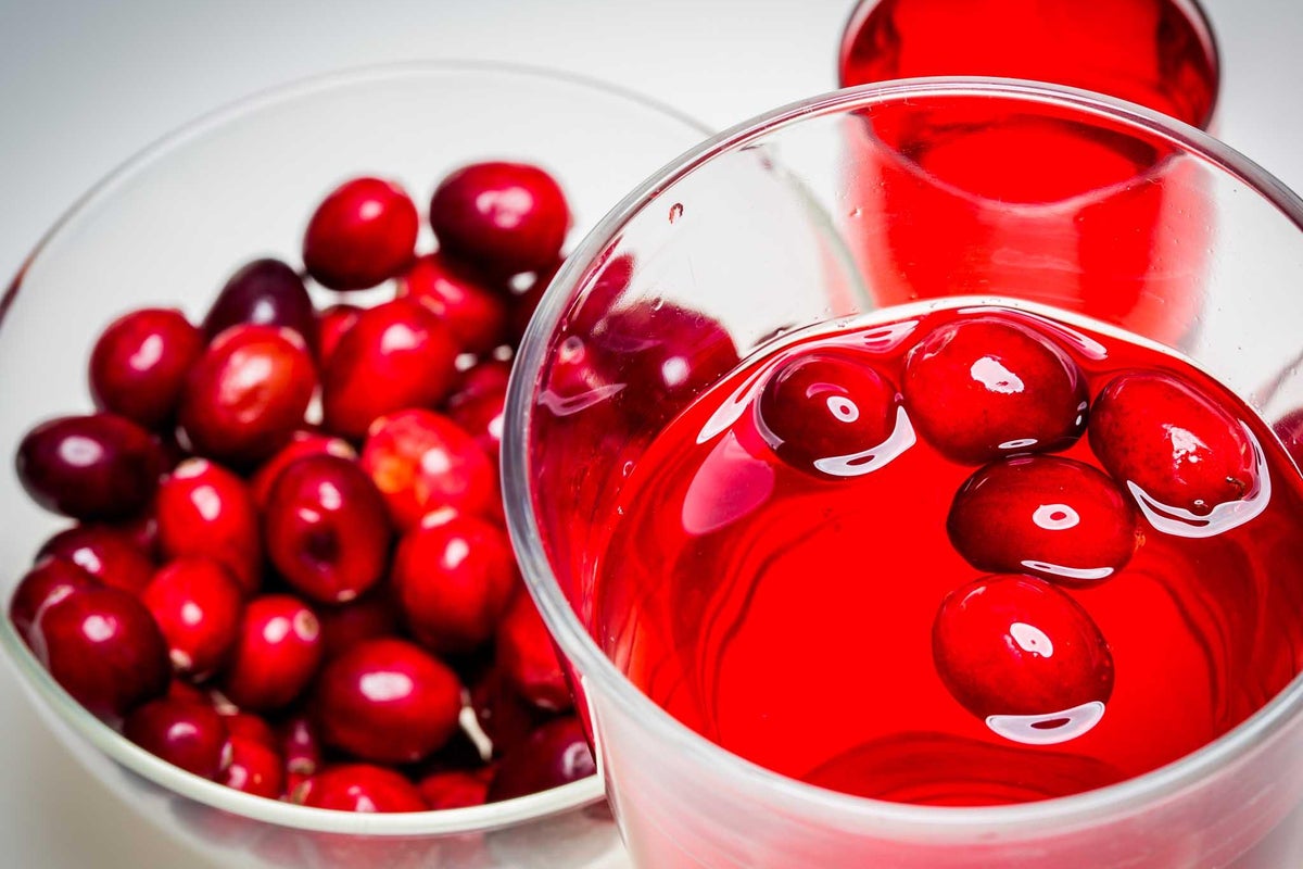 Cranberry juice may help boost drugs against antibiotic resistance