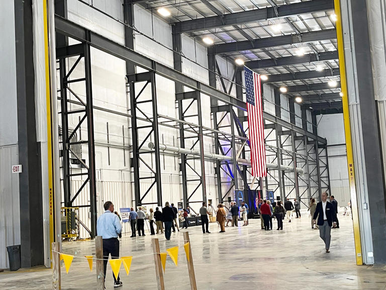 Oak Ridge groundbreaking for reactor celebrates partnerships