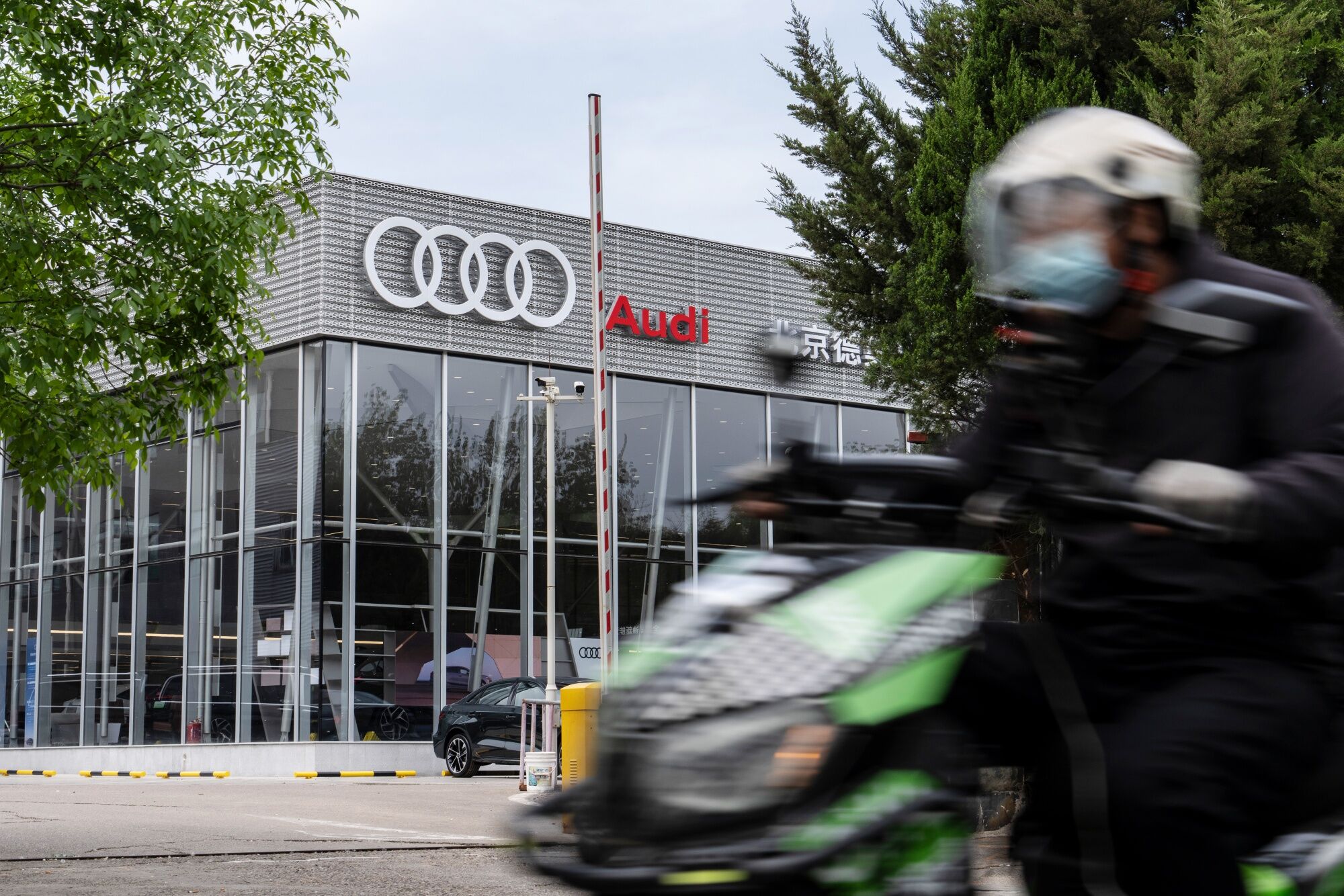 Audi flags Trump tariff plan as threat to carmaker's outlook