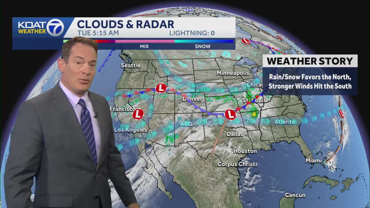 Watching for rain and mountain snow to move in today as temperatures ...