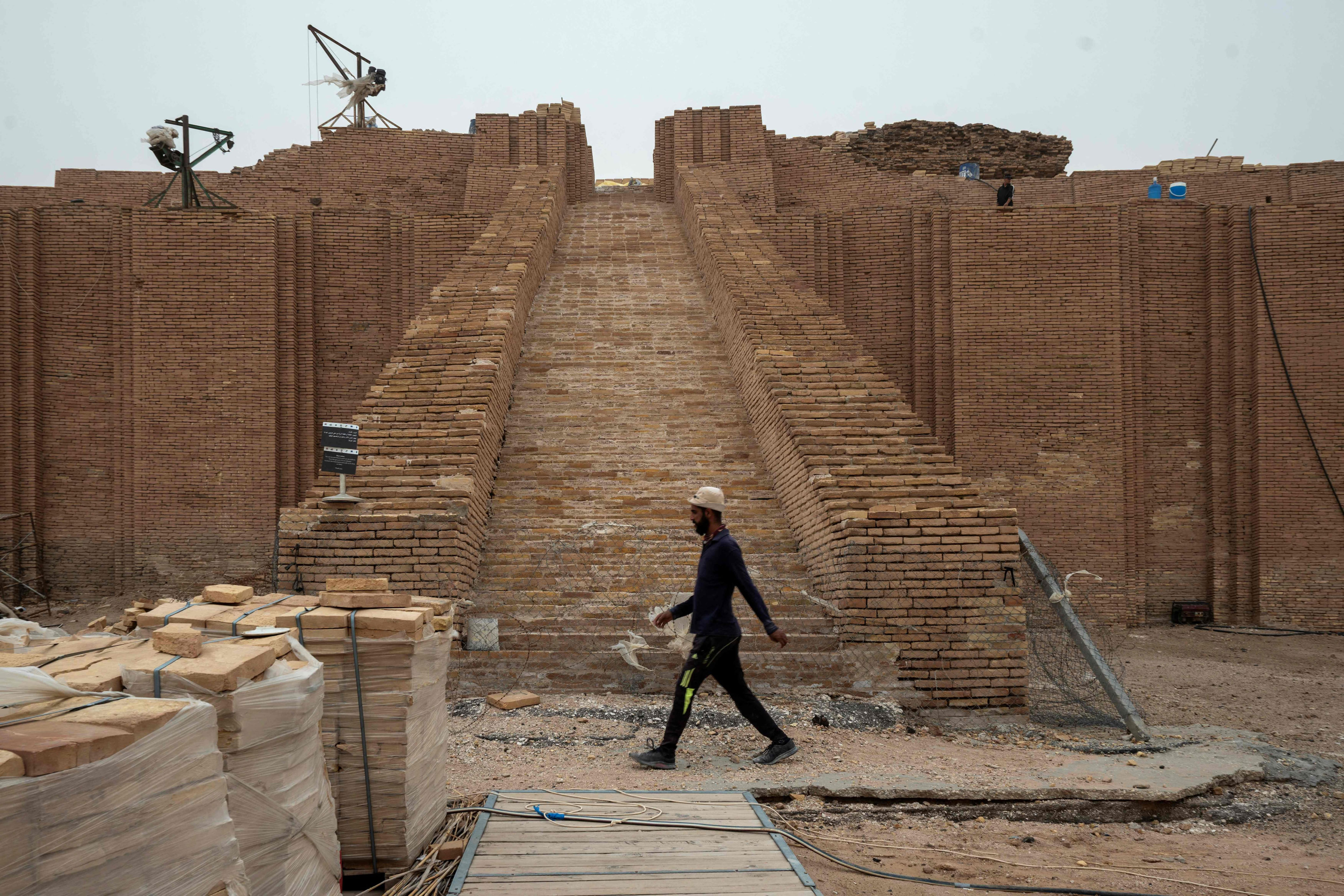 Best photos of May 5: The Great Ziggurat of Ur to a fireworks factory ...
