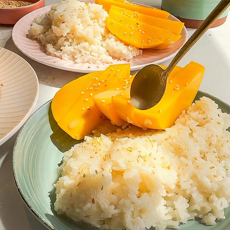 Mango sticky rice is the Thai dessert we can’t stop thinking about