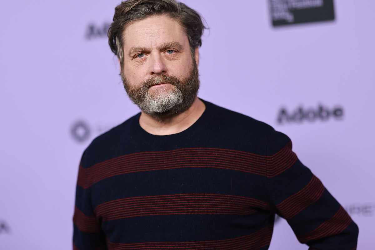 Zach Galifianakis calls out comedians who 'suck up' to Trump