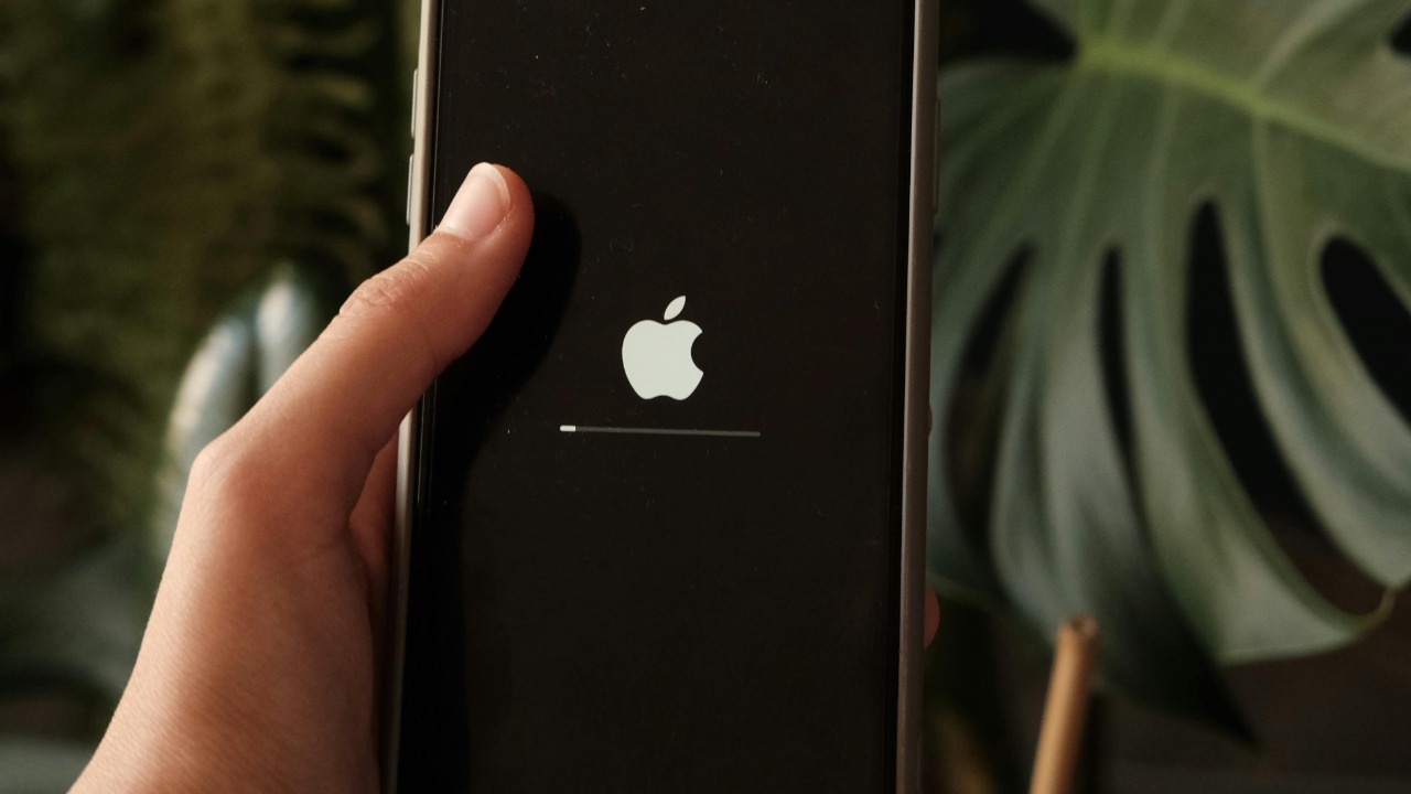 Apple’s emergency iOS patch targets active web-based attacks that steal ...