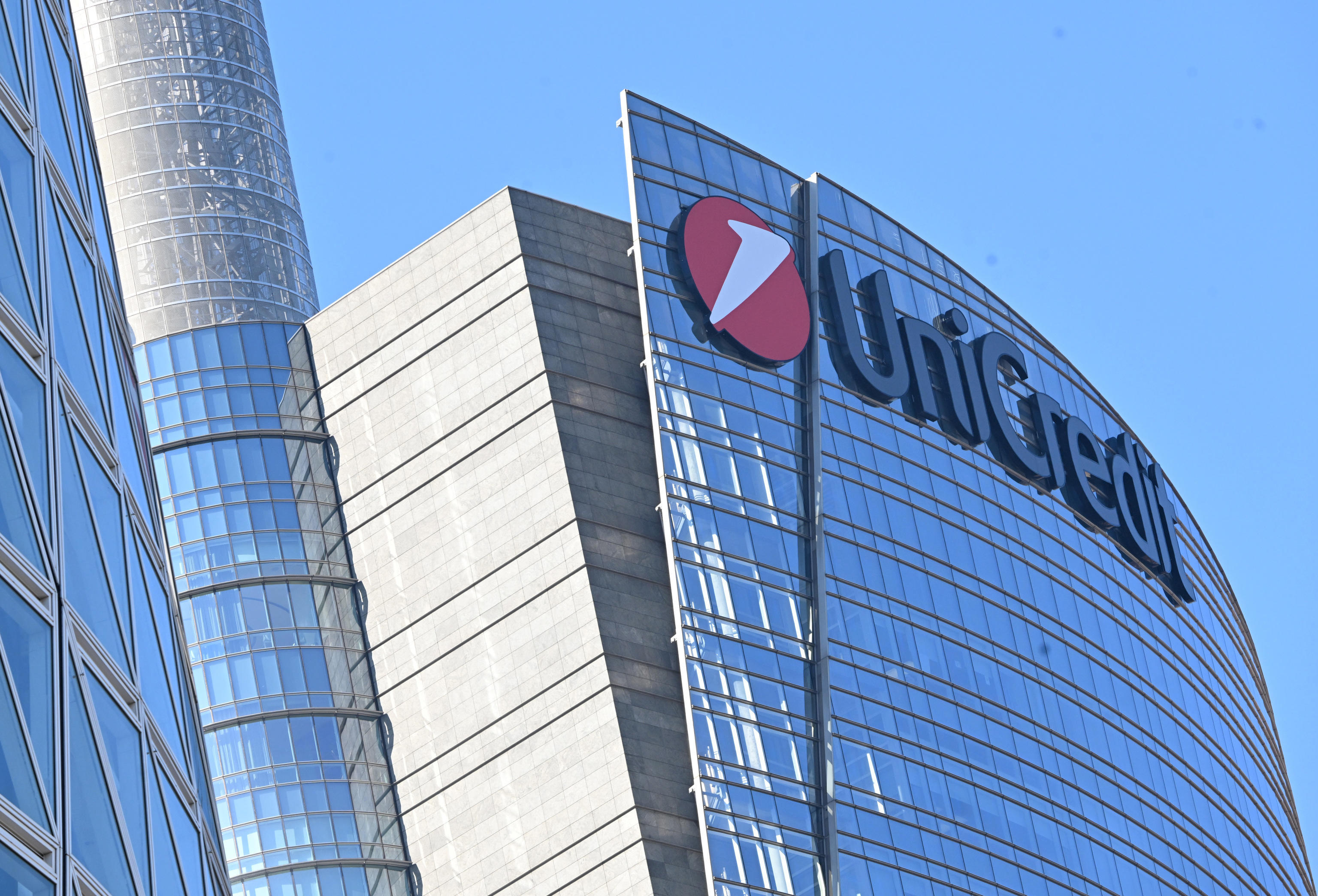 UniCredit posts record first-quarter net profit of €3.2 billion