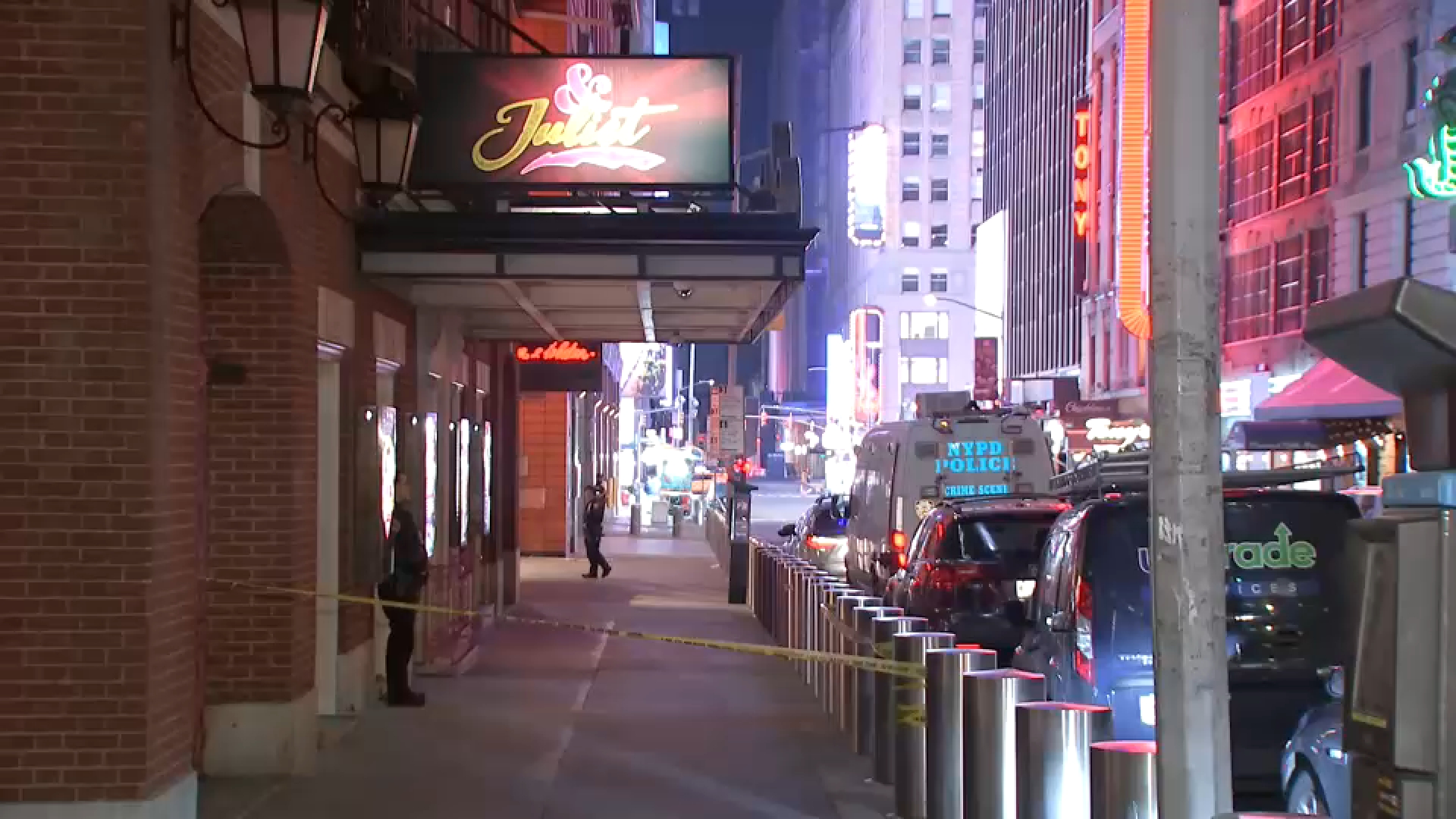 Man stabbed to death in Manhattan's Theater District, steps from Times ...