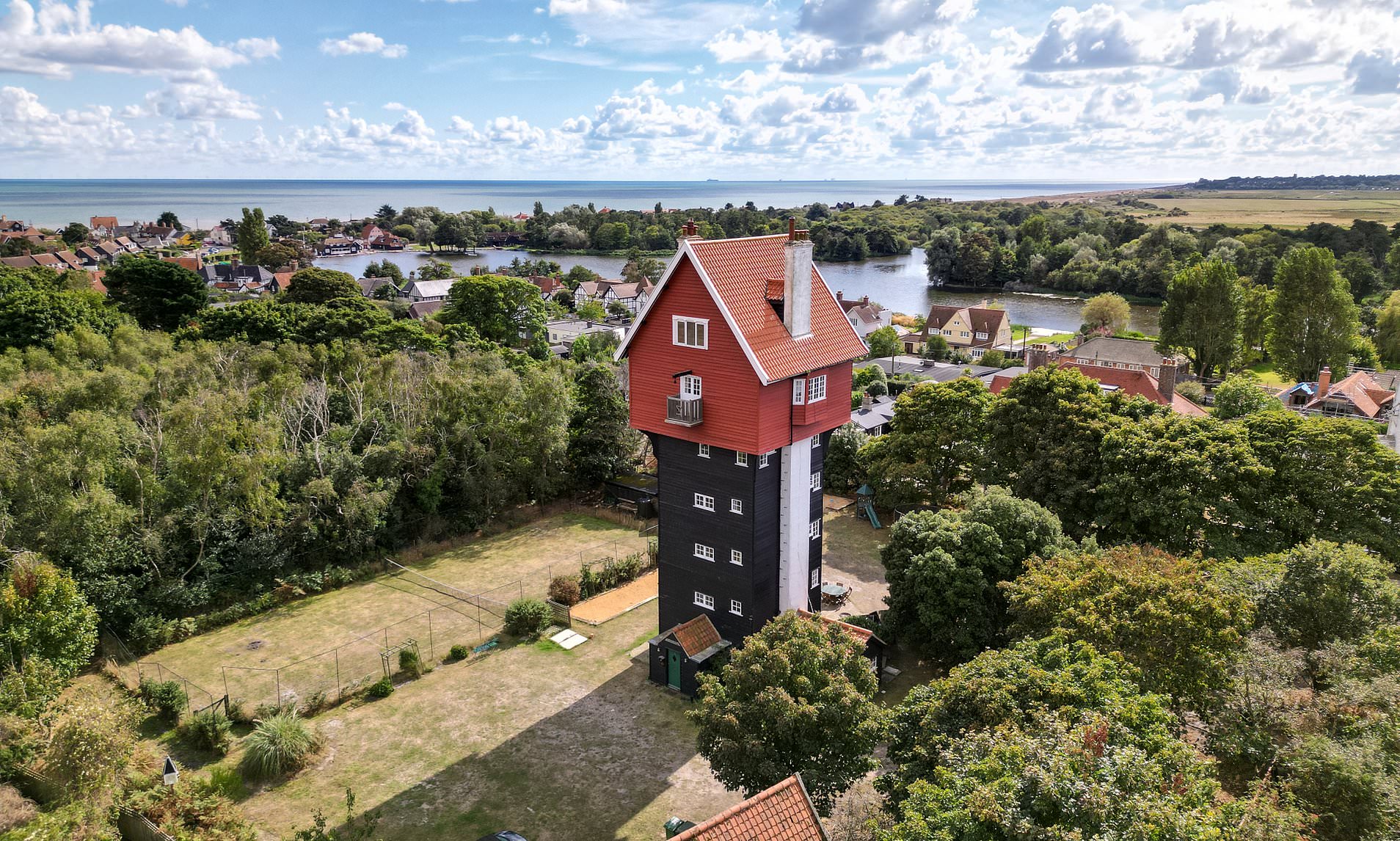 Photos reveal Britain's weirdest tourist attractions - including a ...