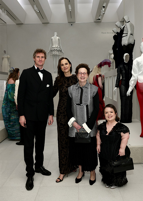 Sinéad Burke on her friendship with Anna Wintour - and why you'll never ...