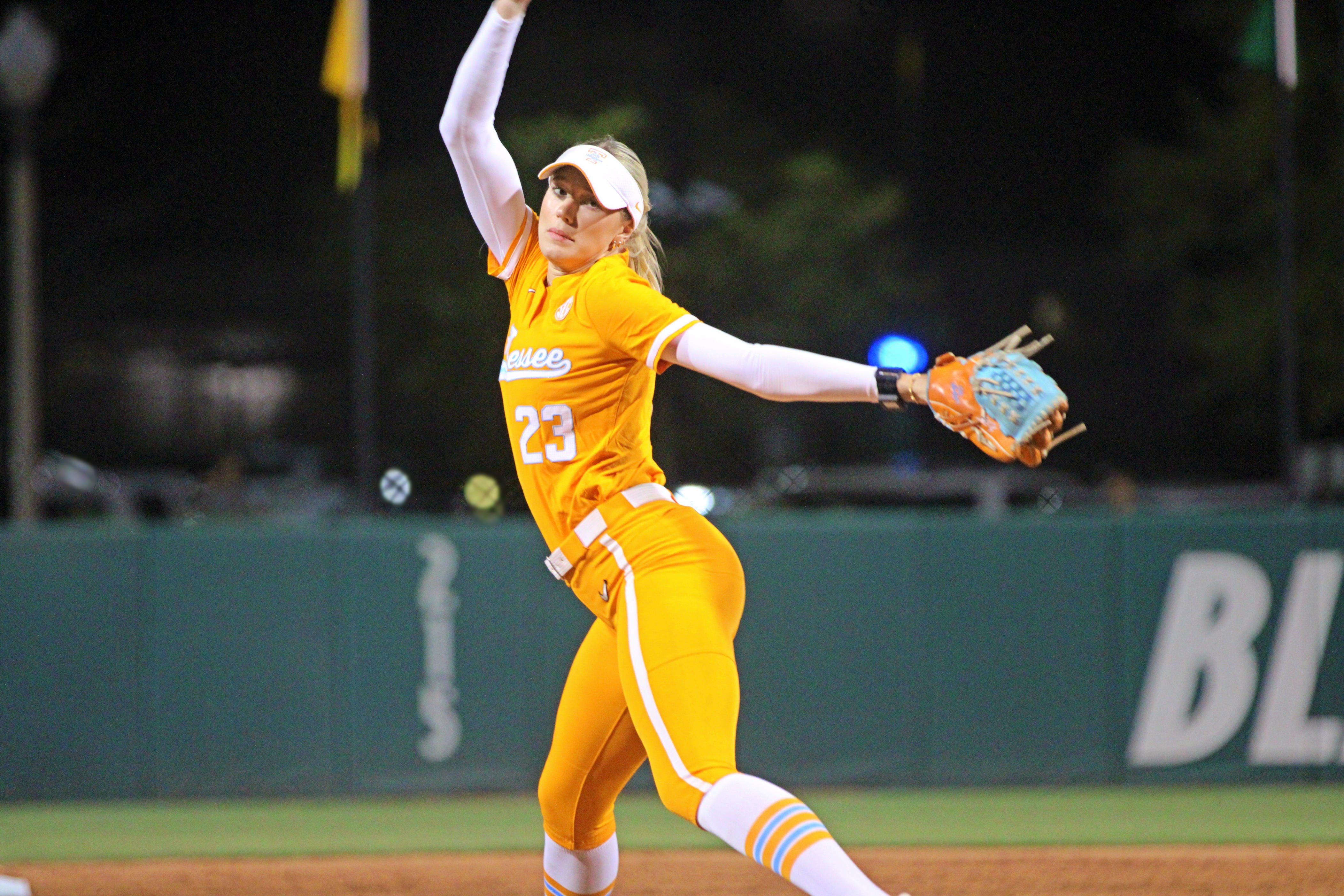 Tennessee softball pitcher Karlyn Pickens selected No. 1 by Carolina